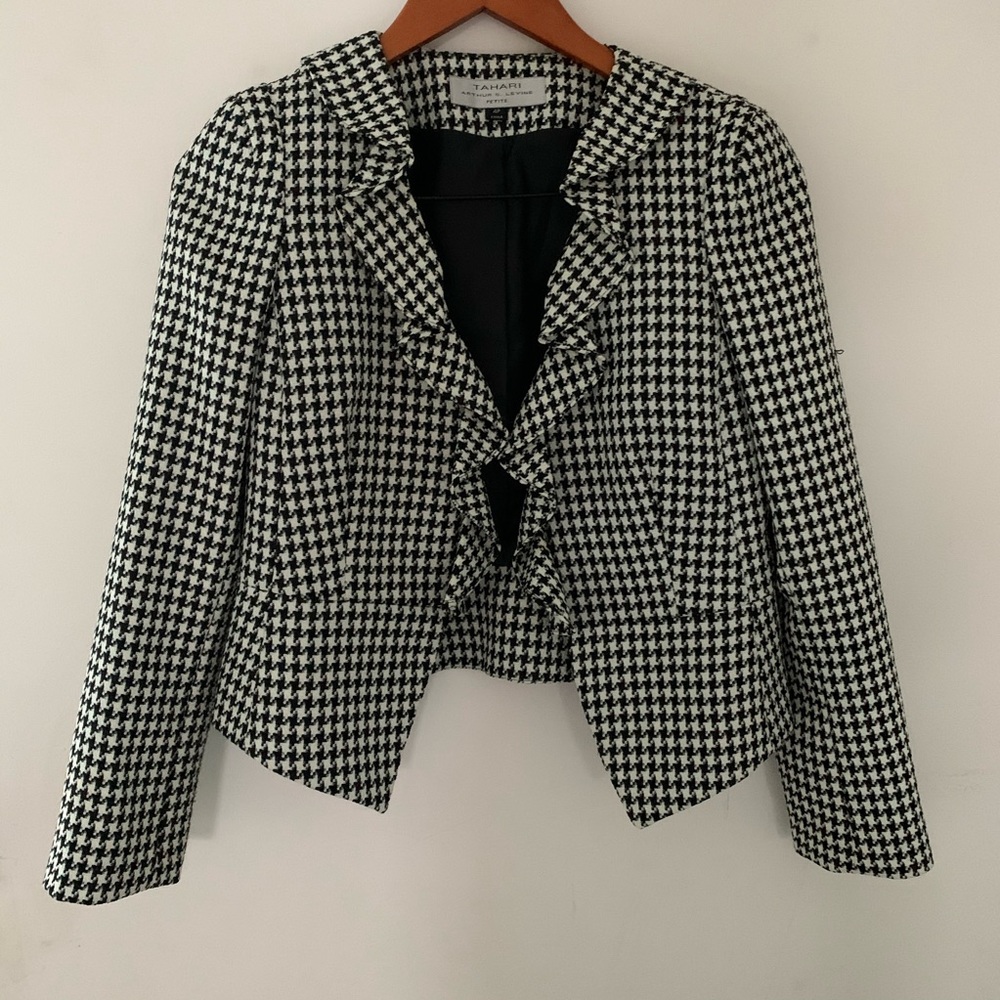 Tahari Blazer